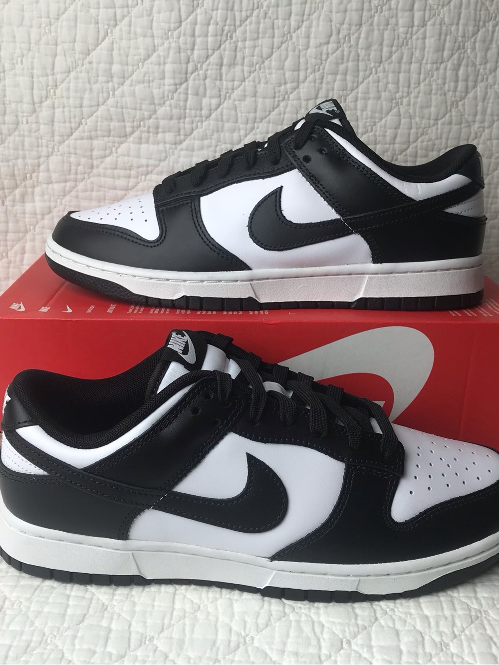 Nike Dunk Low Retro Shoes Men’s SZ 9 White Black Panda DD1391-100